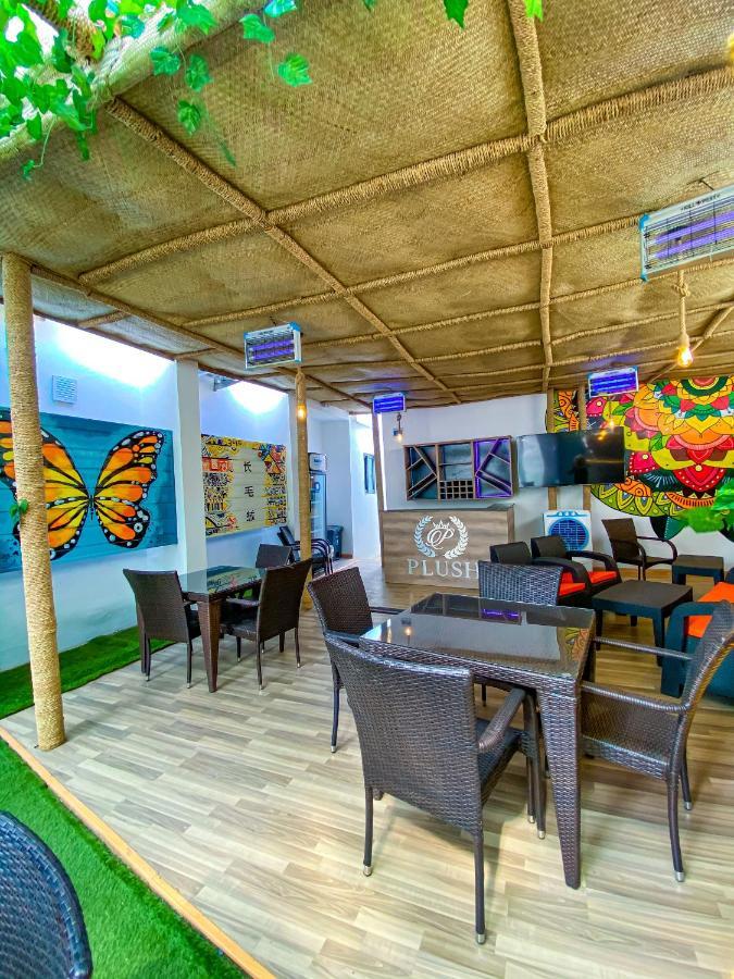 Plush Hotel,Abuja Extérieur photo
