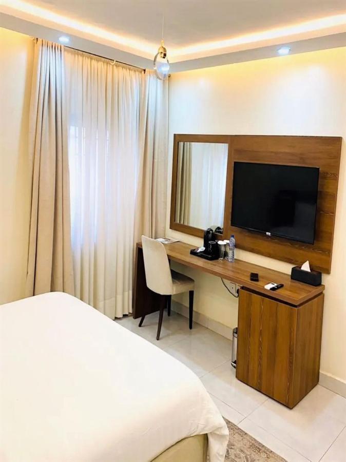 Plush Hotel,Abuja Extérieur photo