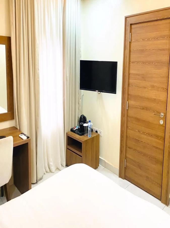Plush Hotel,Abuja Extérieur photo