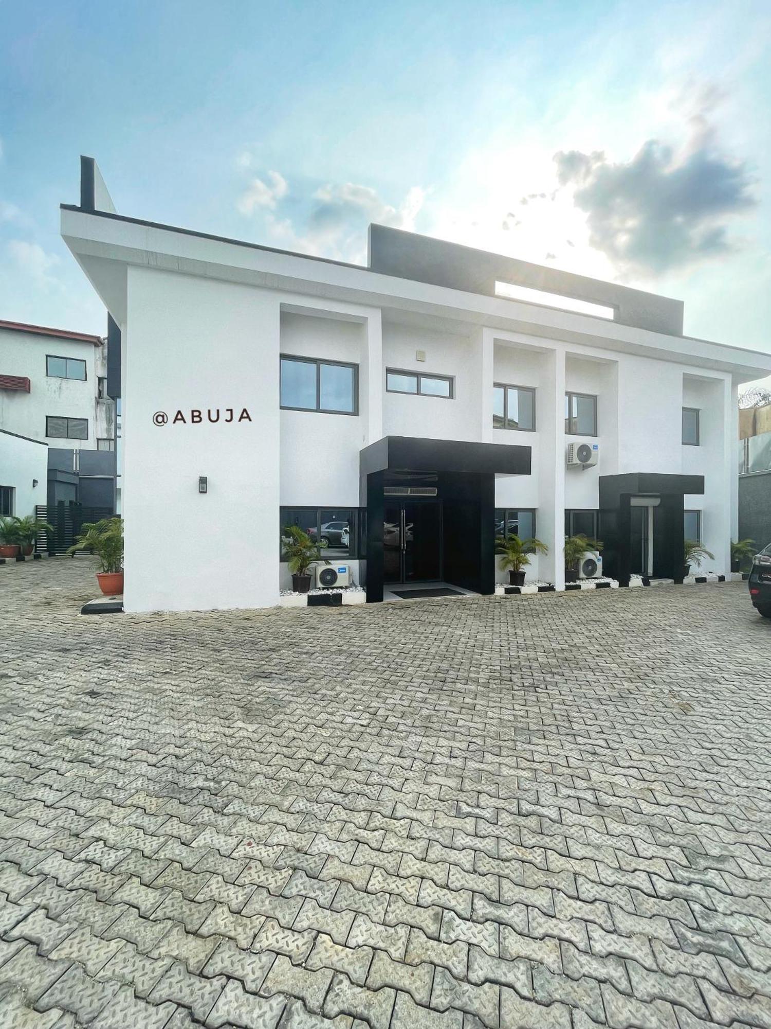 Plush Hotel,Abuja Extérieur photo