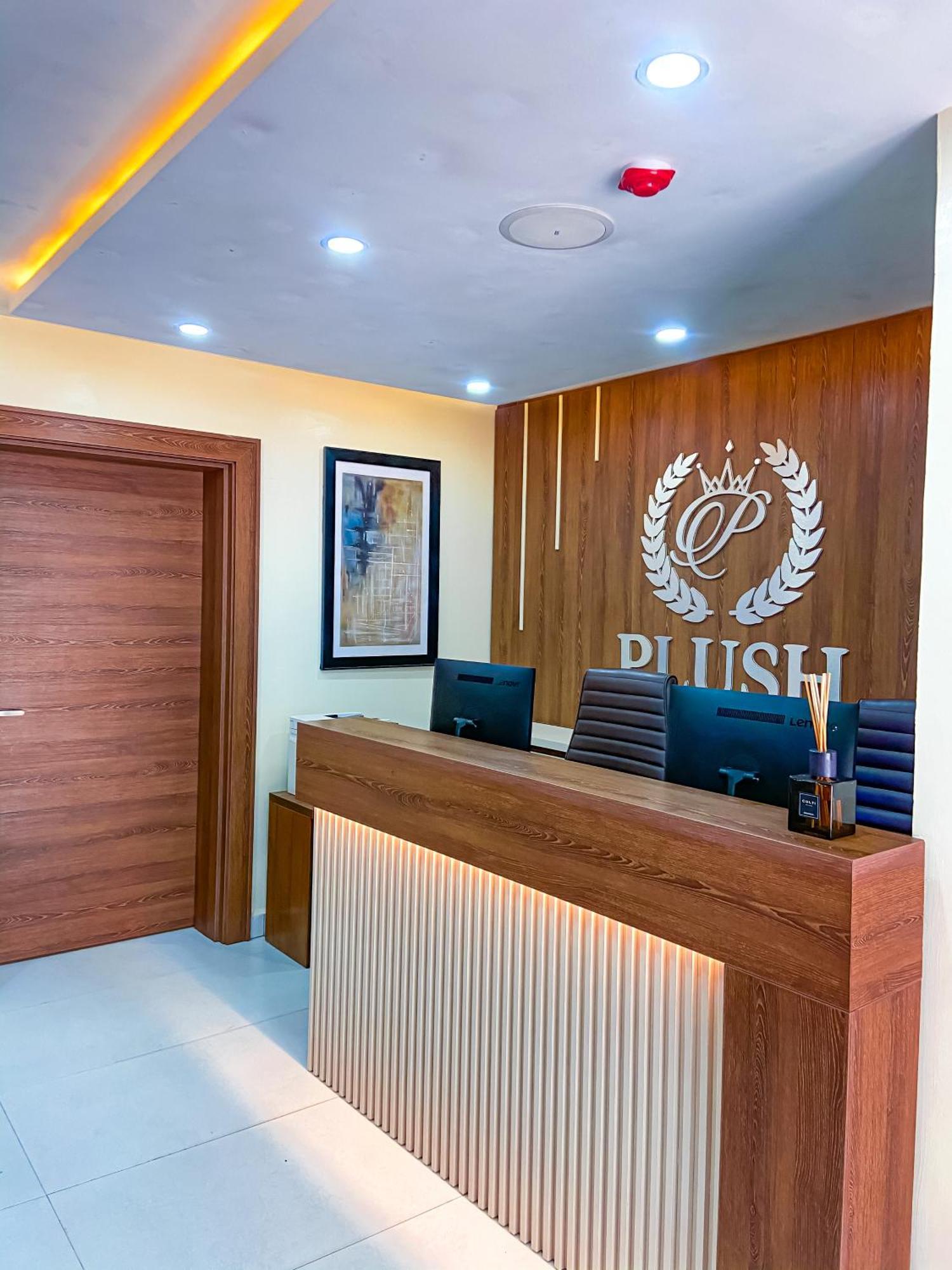 Plush Hotel,Abuja Extérieur photo